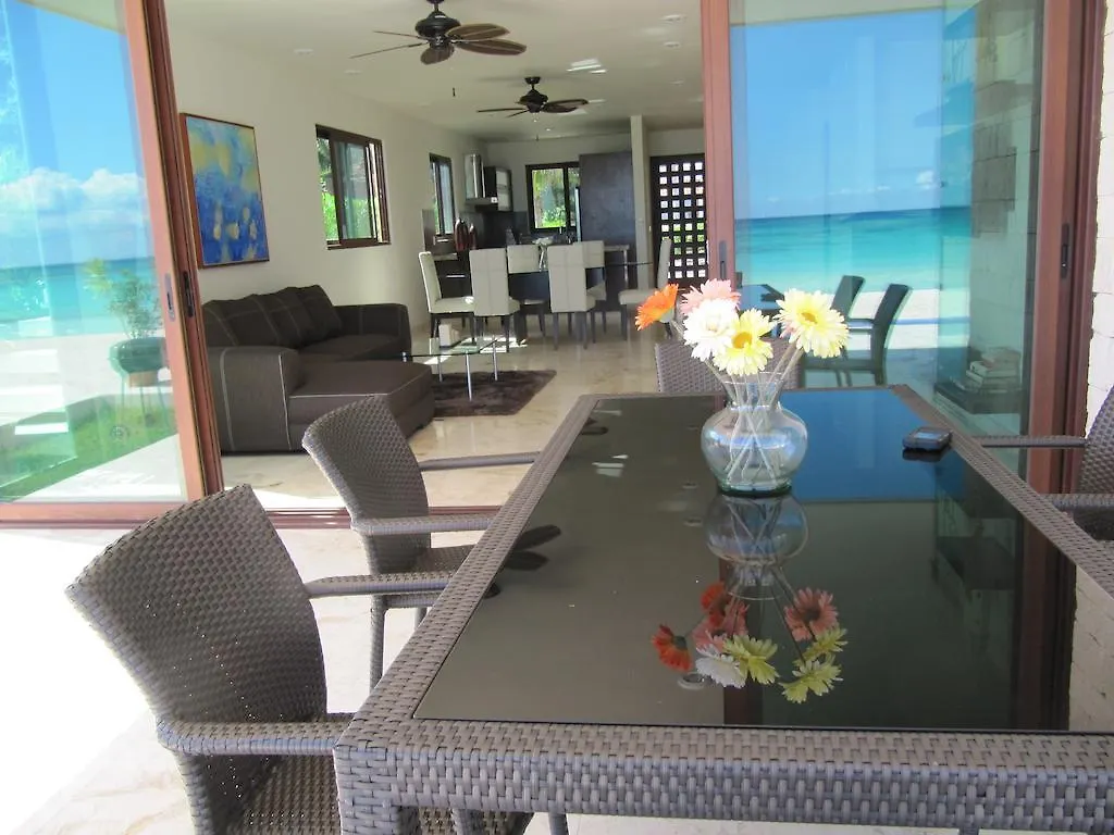 Casa Moskito Playa del Carmen Villa